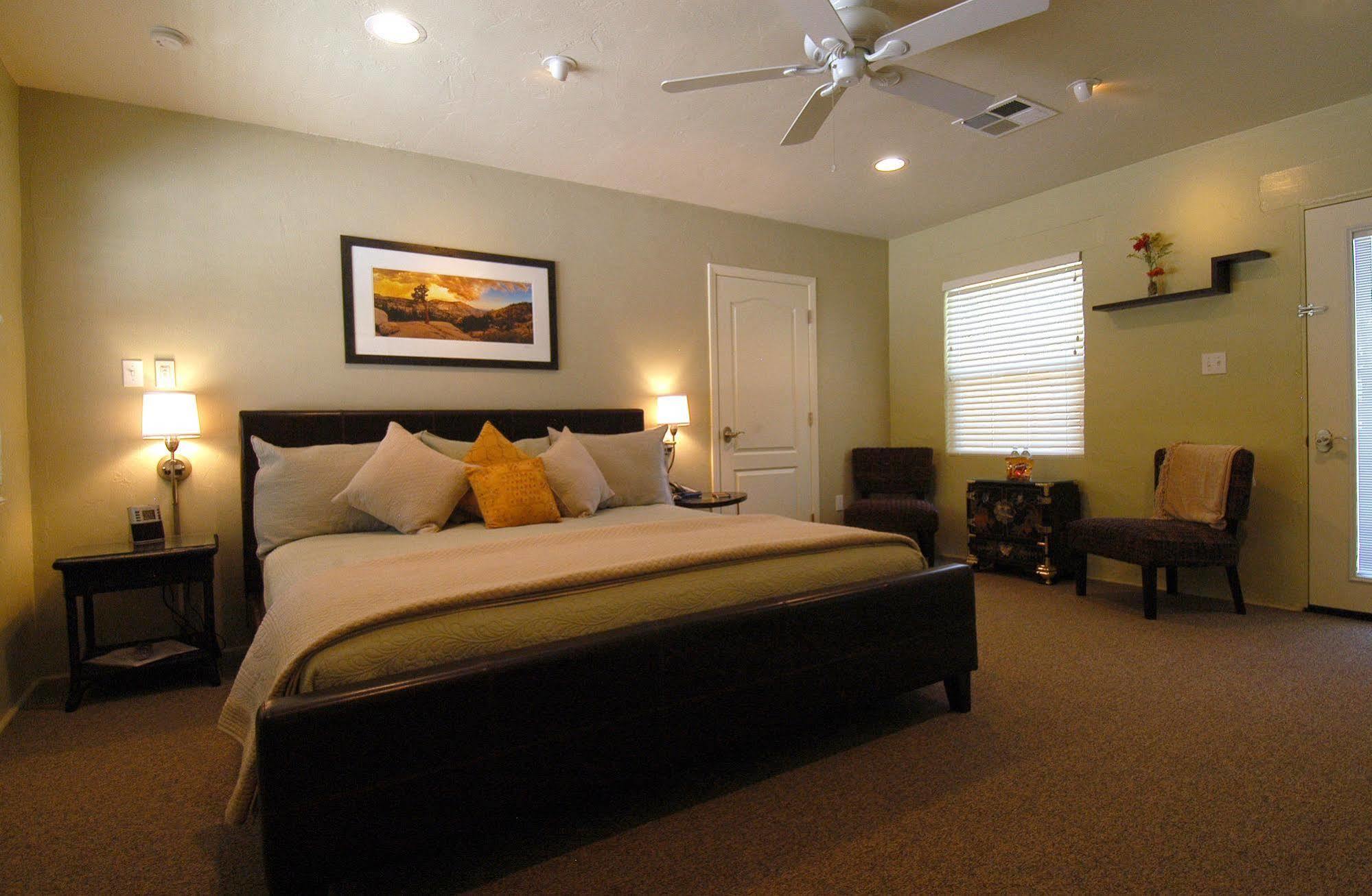 Queen'S Inn By The River Oakhurst Εξωτερικό φωτογραφία