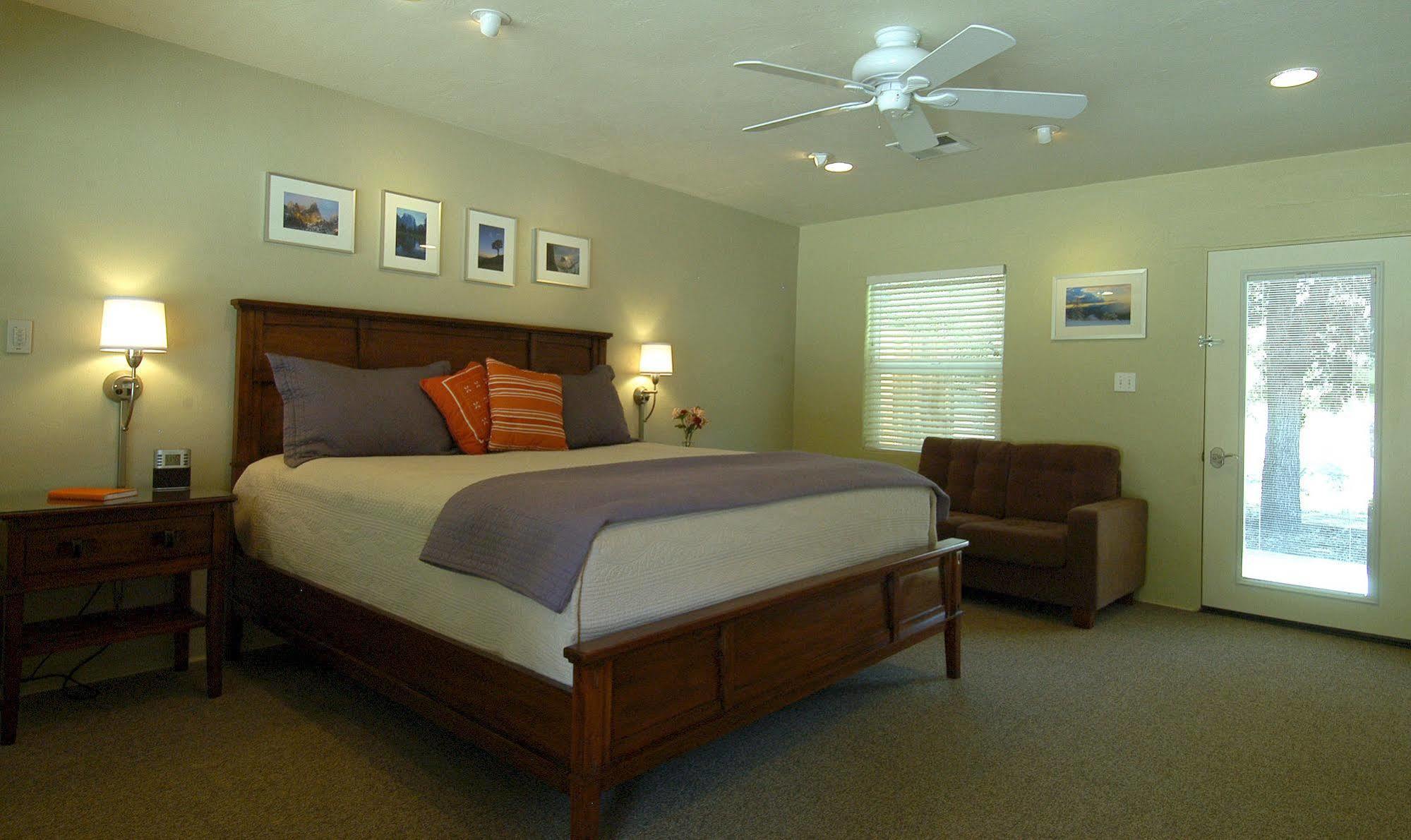 Queen'S Inn By The River Oakhurst Εξωτερικό φωτογραφία